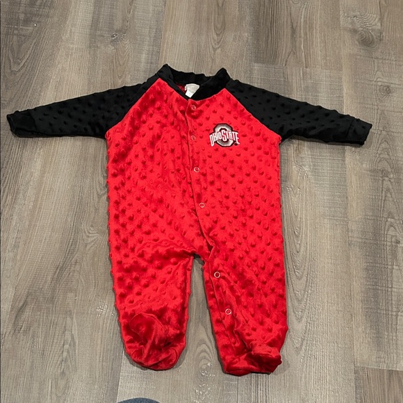 Ohio State Authentic Apparel Other - Baby the ohio state One Piece sleeper